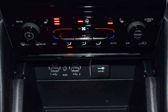 New 2025 Jeep Grand Cherokee L Limited w/ Trailer Tow Package image 15