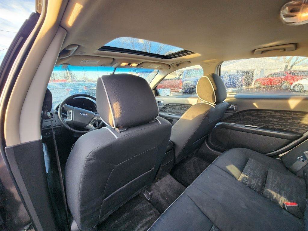 Used 2012 Ford Fusion SE FWD image 19