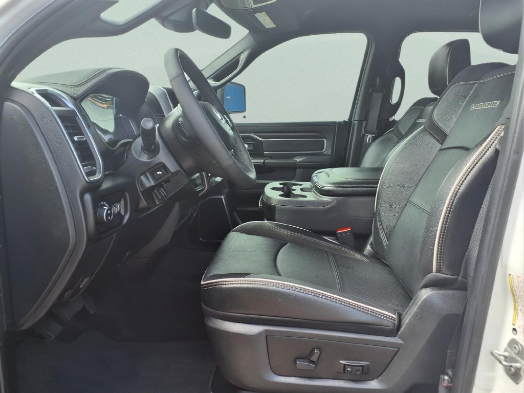 Used 2026 RAM 2500 Laramie AWD/4WD image 12