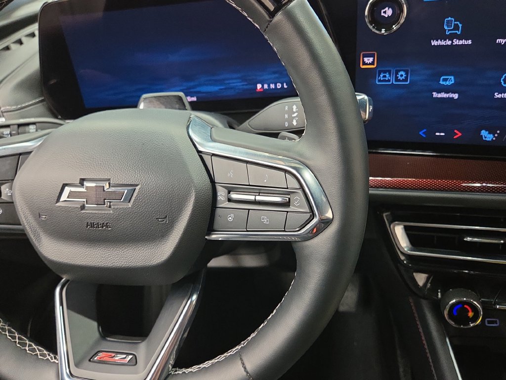 Certified 2025 Chevrolet Traverse Z71 w/ Enhanced Driving Package AWD/4WD image 18