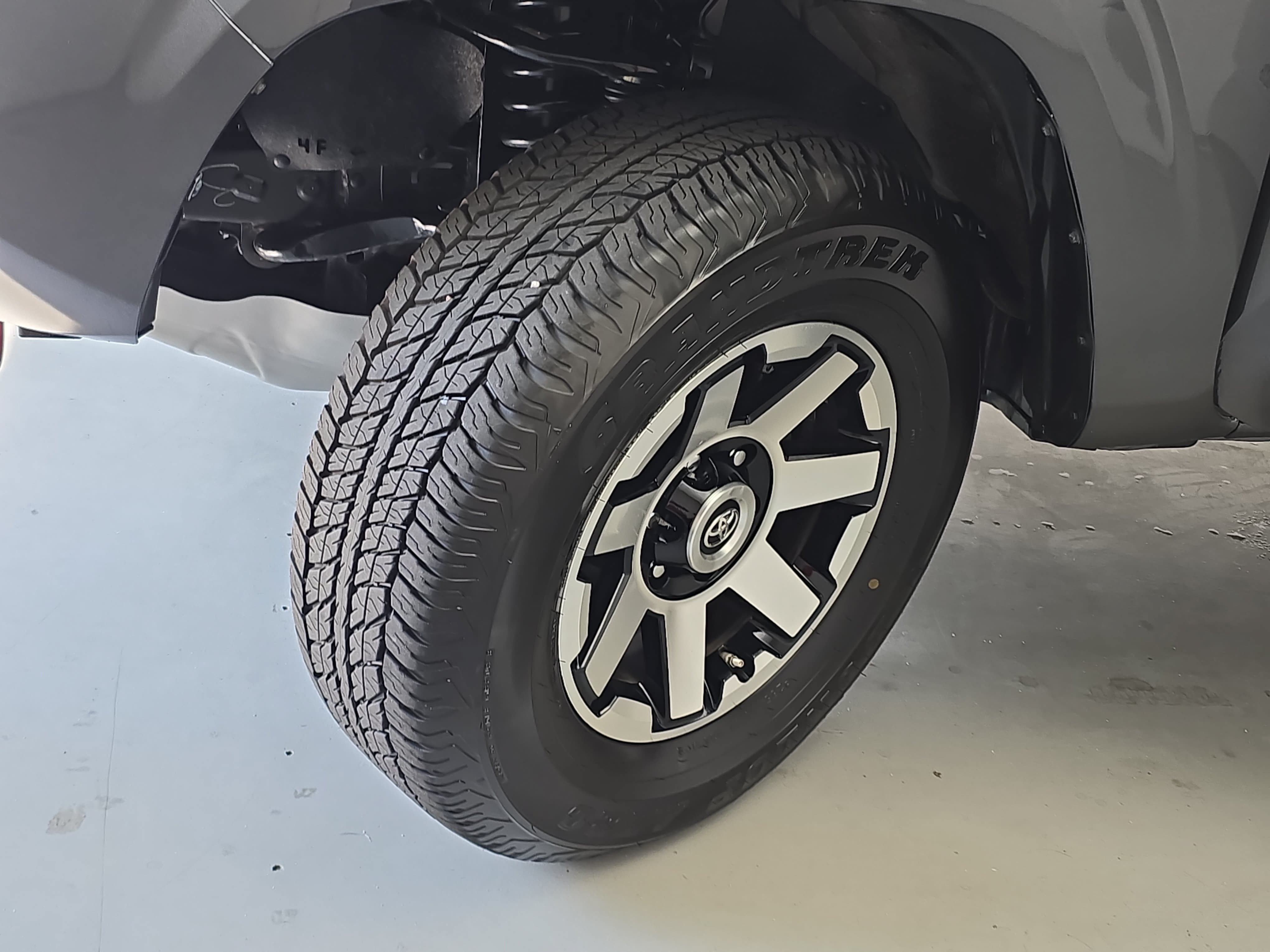 Used 2023 Toyota Tacoma SR w/ SR Convenience Package RWD image 30