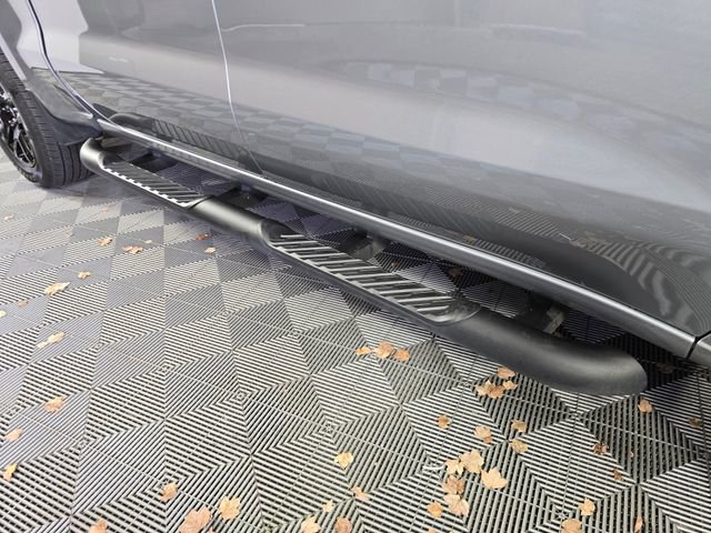 Used 2023 Chevrolet Silverado 1500 RST w/ Rally Edition AWD/4WD image 10