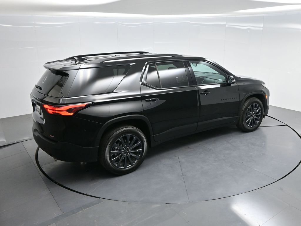 Used 2023 Chevrolet Traverse RS image 56