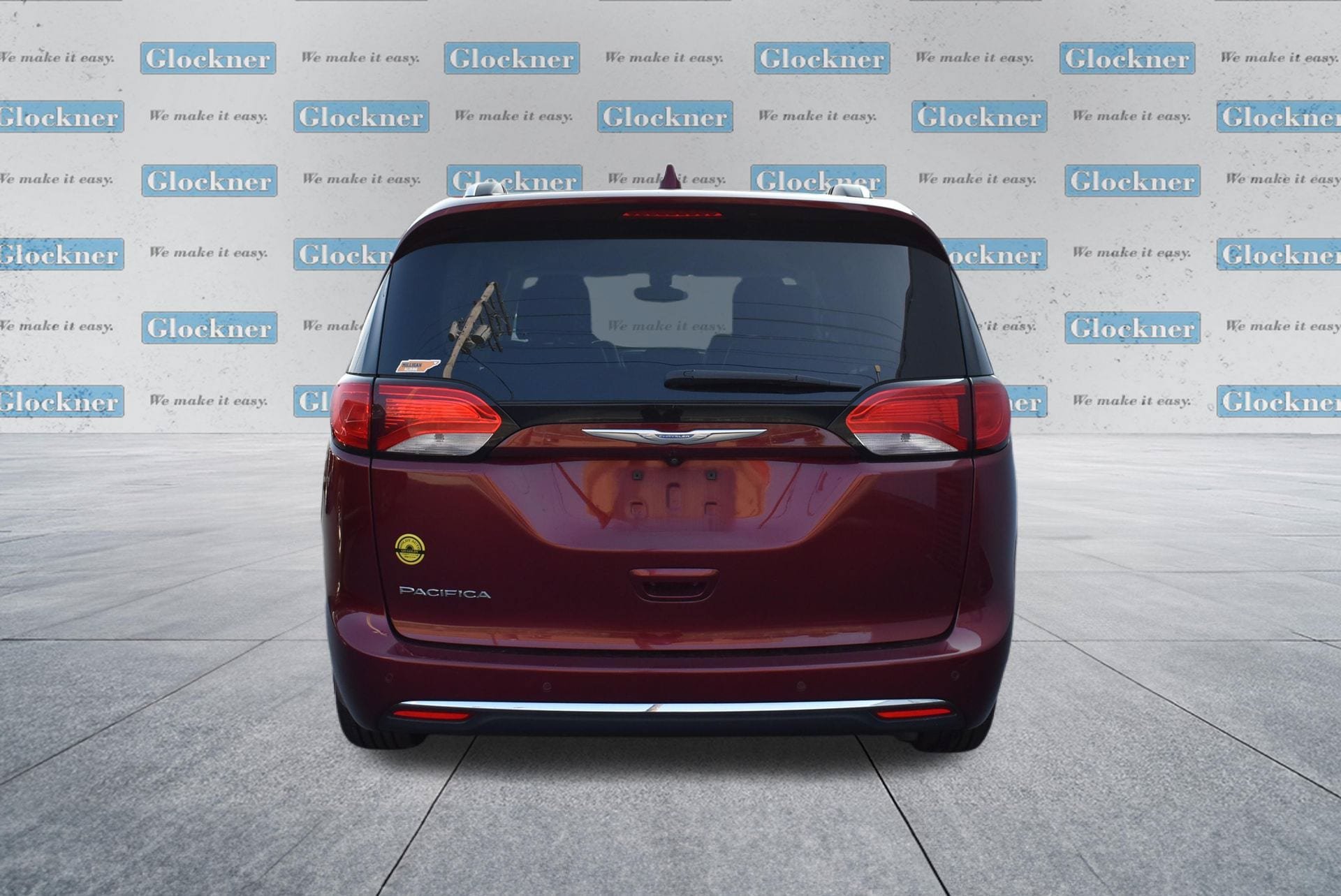 Used 2017 Chrysler Pacifica Touring-L Plus w/ Tire & Wheel Group FWD image 6