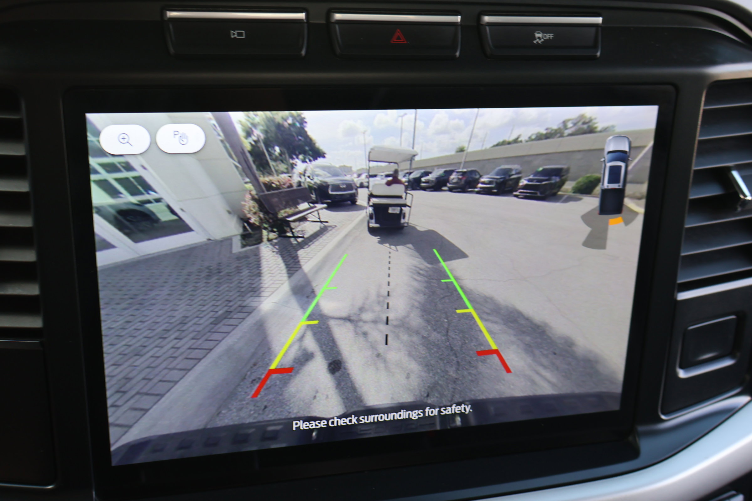 Used 2022 Ford F150 Lightning Pro image 4