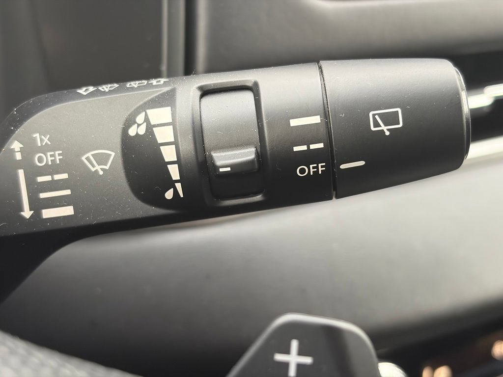 Used 2025 Mitsubishi Outlander ES AWD/4WD image 29