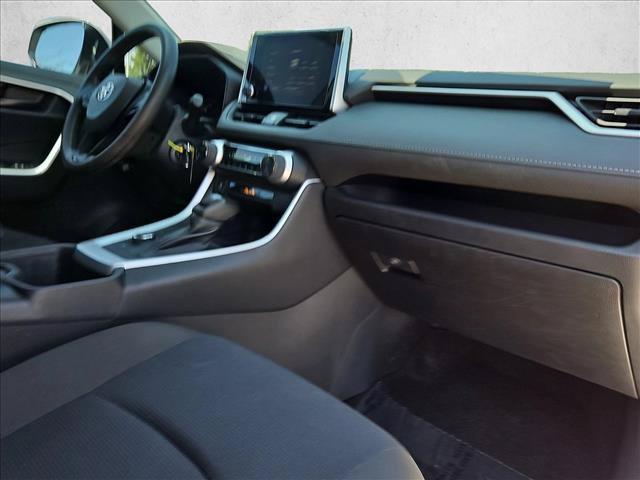 Used 2023 Toyota RAV4 LE AWD/4WD image 21