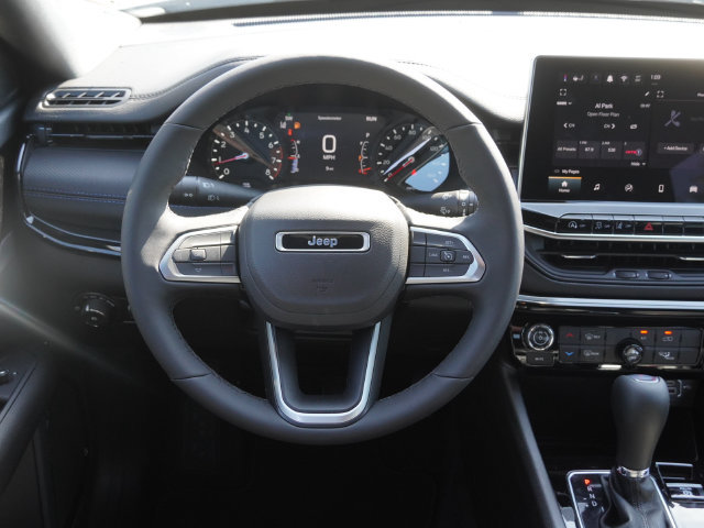 New 2026 Jeep Compass Latitude AWD/4WD image 16