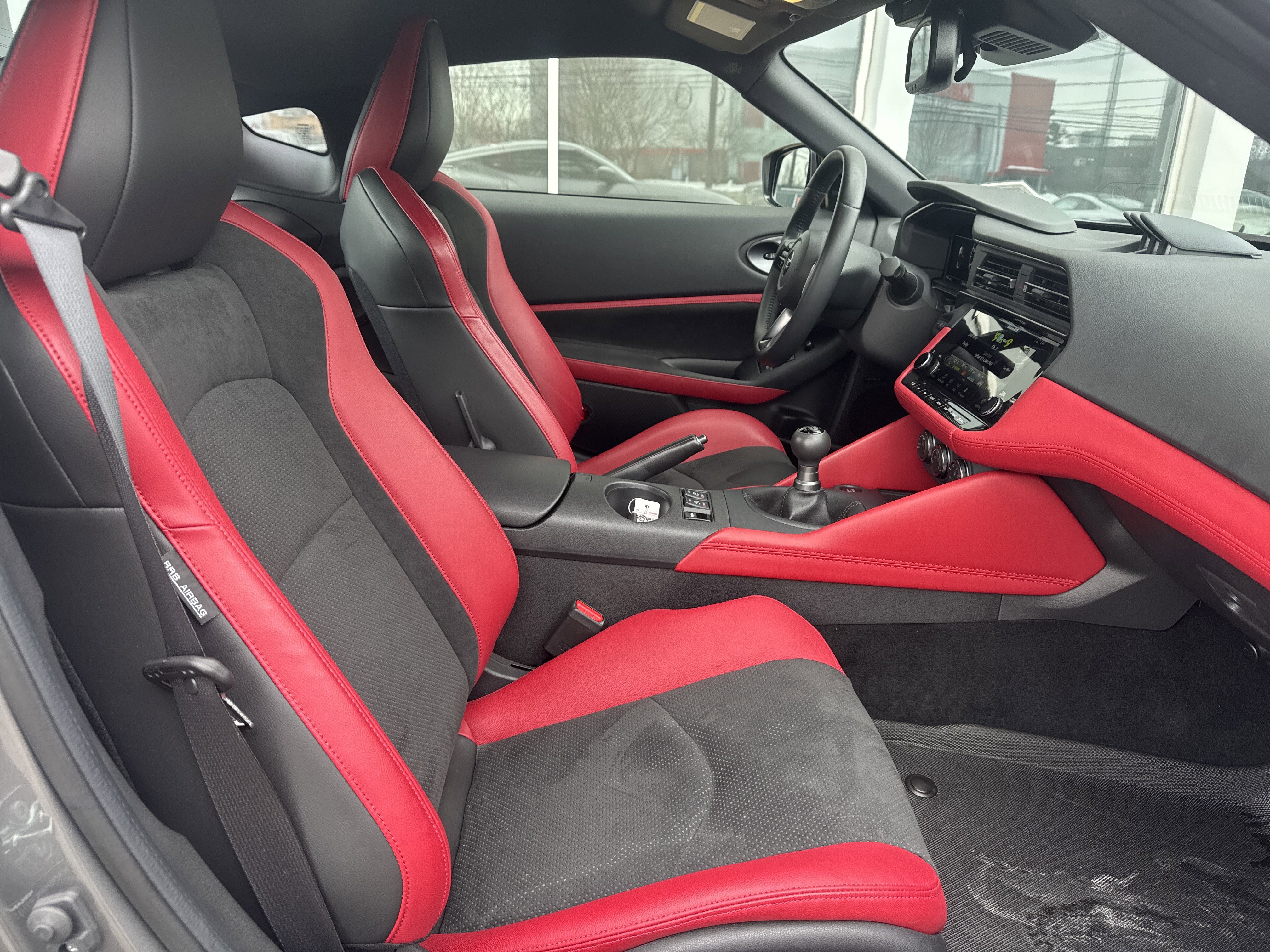 Used 2024 Nissan Z Performance w/ Floor Mat Package image 2