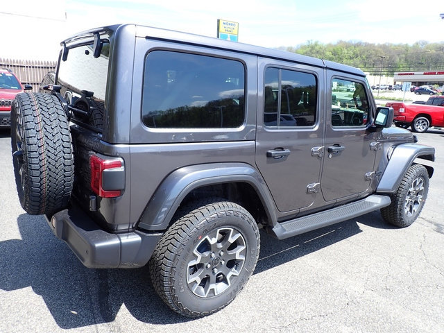 New 2026 Jeep Wrangler Unlimited Sahara AWD/4WD image 7