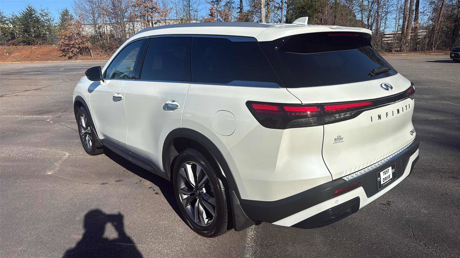 Certified 2025 INFINITI QX60 Luxe w/ Cargo Package image 8