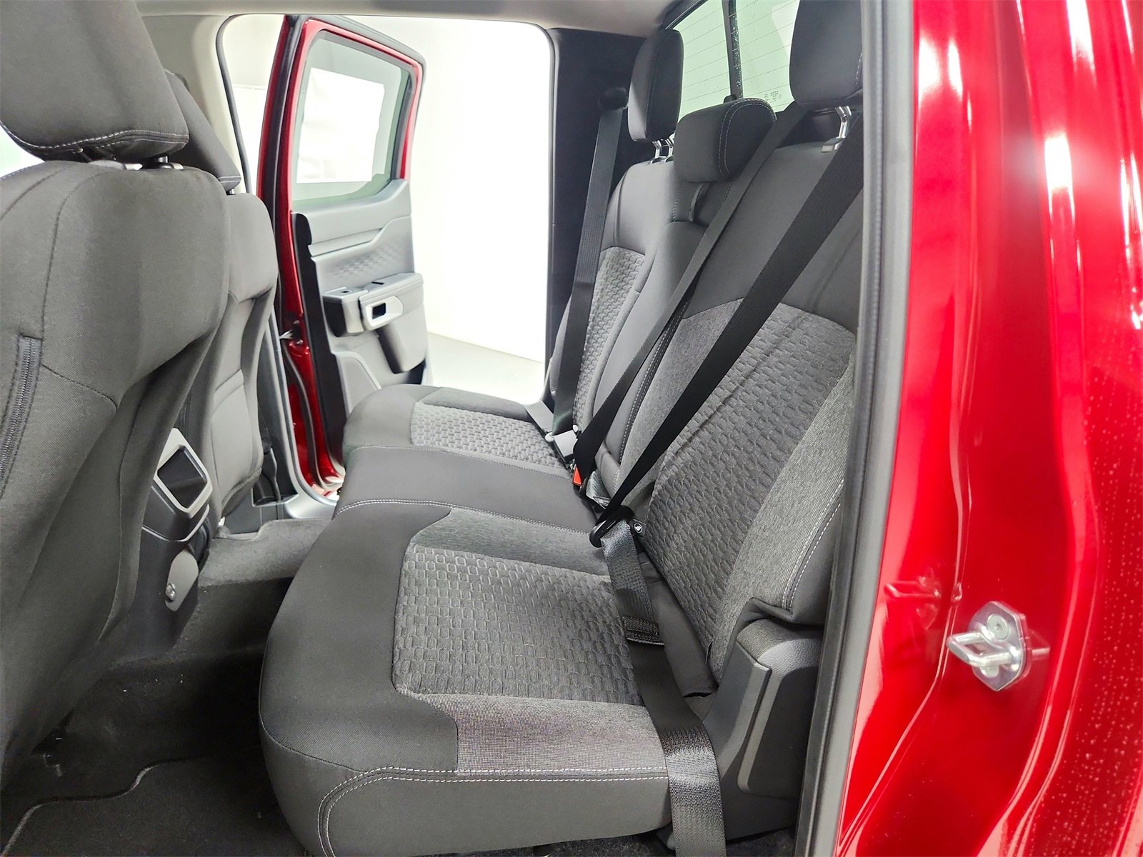 New 2025 Ford Ranger XLT w/ Equipment Group 301A High image 33