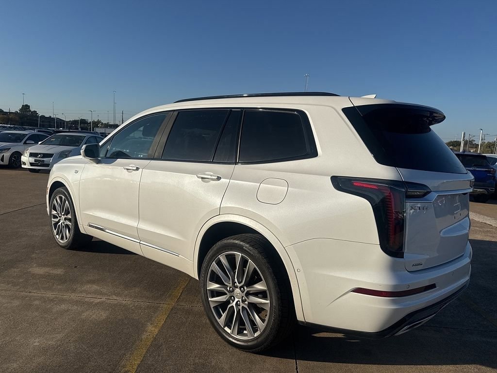 Used 2020 Cadillac XT6 Sport image 8