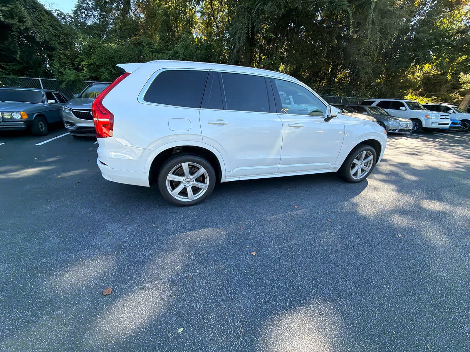 Certified 2023 Volvo XC90 B5 Core AWD/4WD image 17