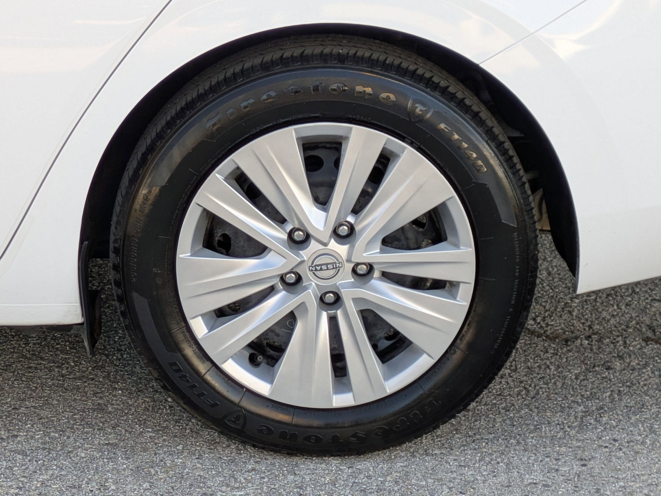 Used 2024 Nissan Sentra S image 9