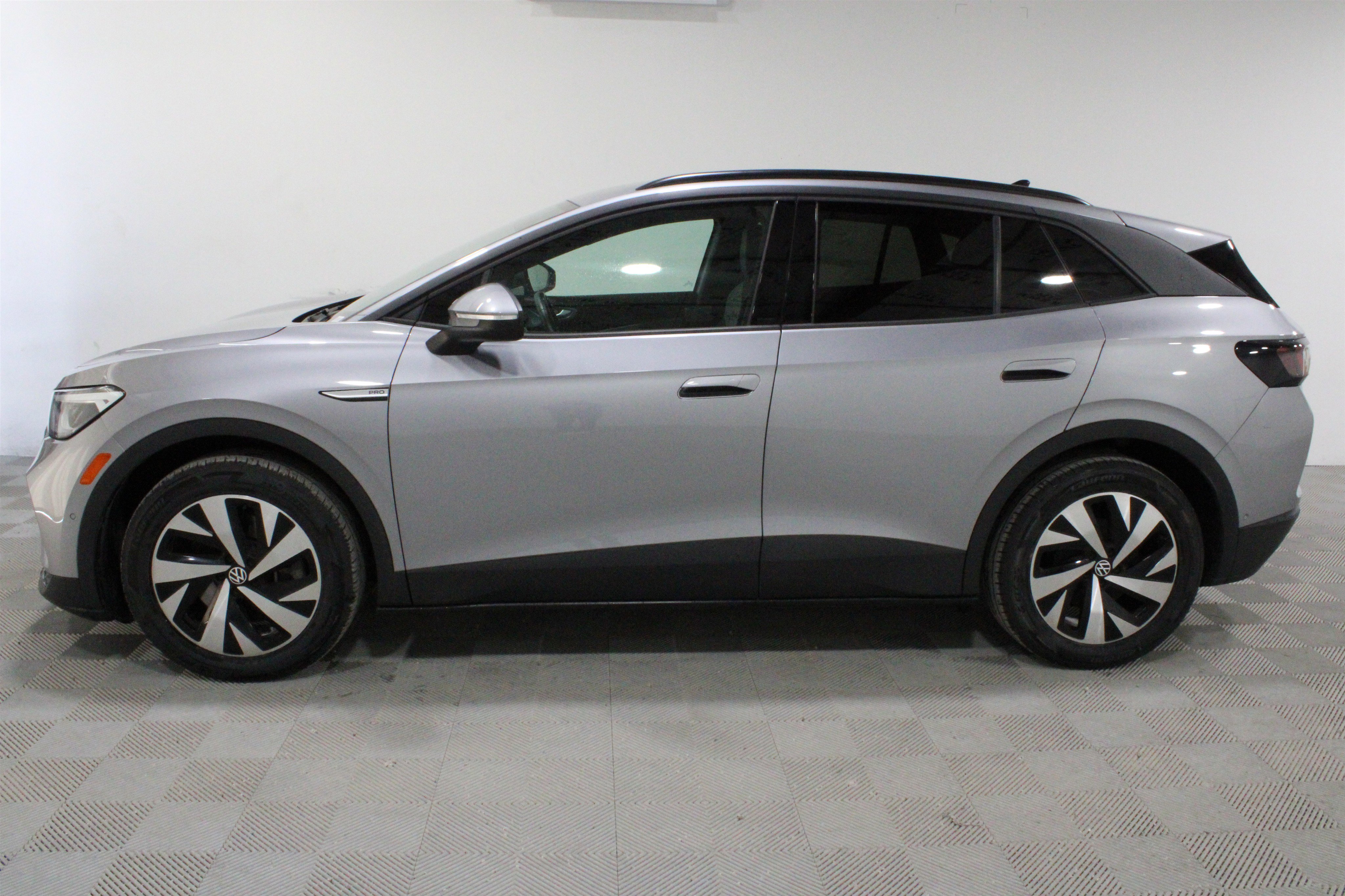 Used 2023 Volkswagen ID.4 Pro RWD image 29