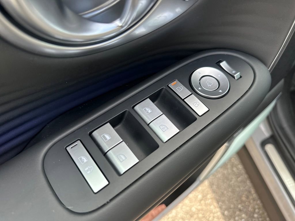 New 2026 Hyundai Ioniq 9 Limited image 13