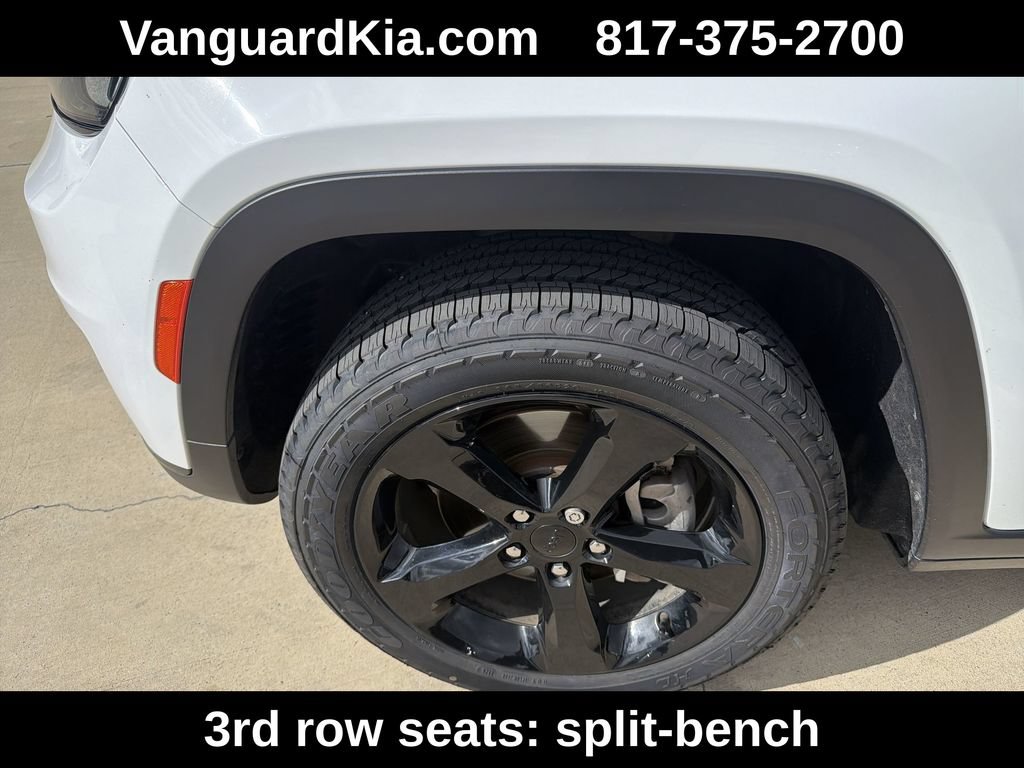 Used 2022 Jeep Grand Cherokee L Laredo RWD image 22