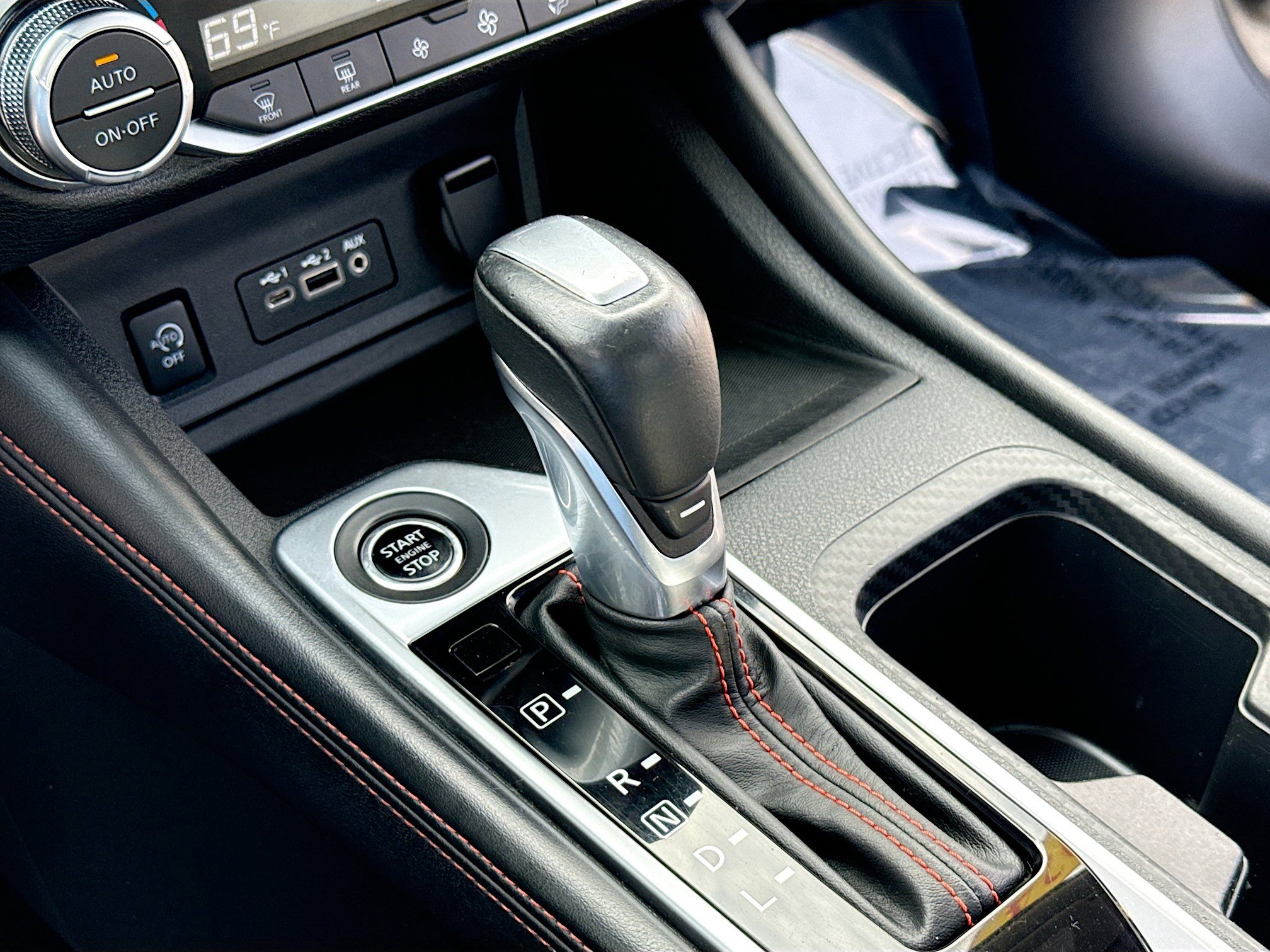 Used 2024 Nissan Sentra SR w/ SR Premium Package image 10