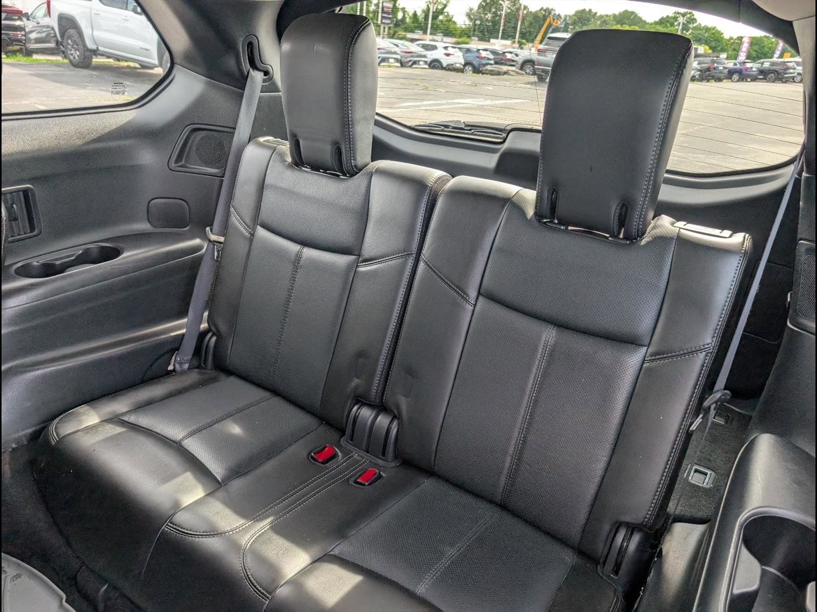 Used 2014 Nissan Pathfinder Platinum w/ Platinum Premium Package FWD image 12