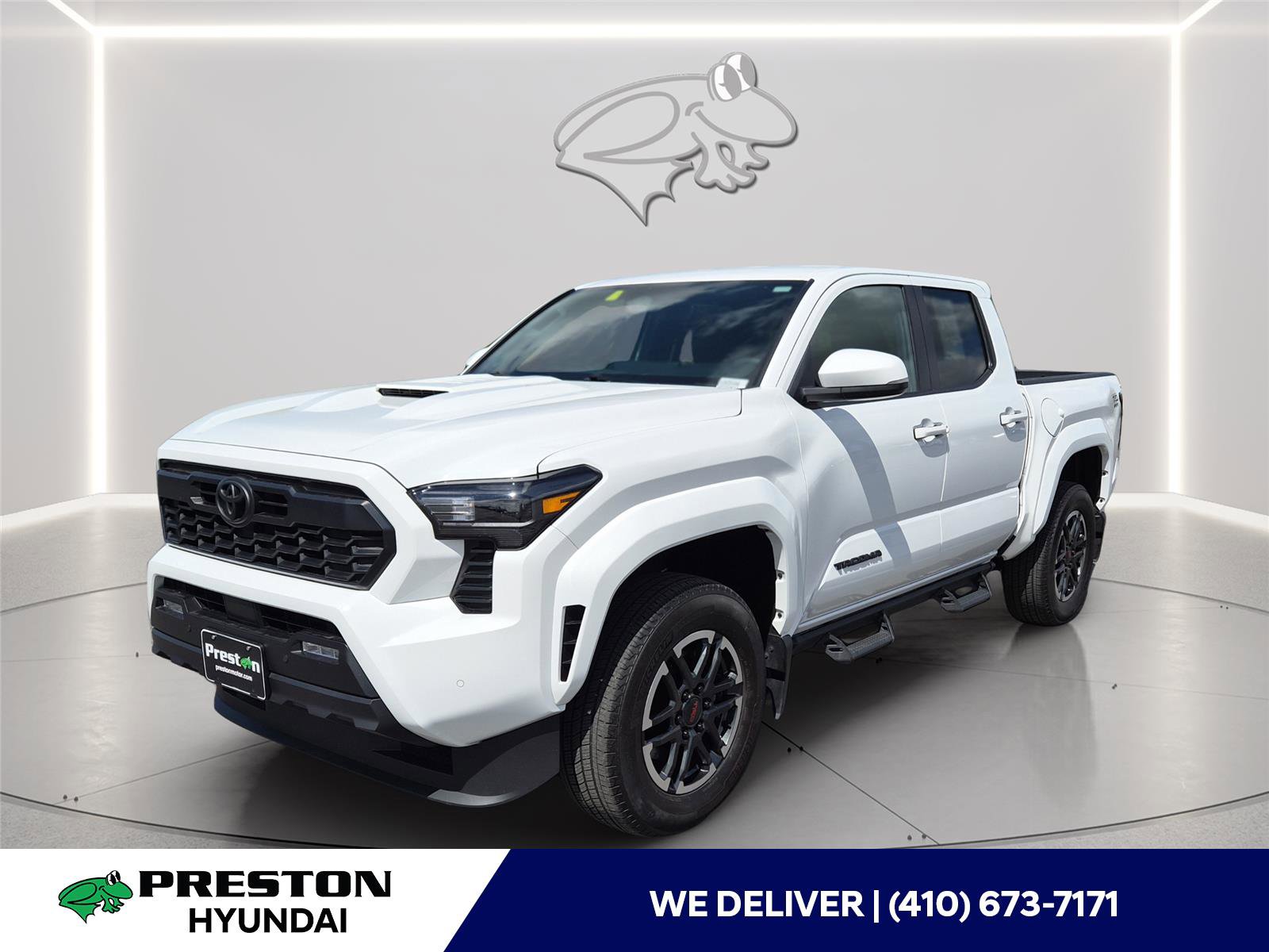 Used 2024 Toyota Tacoma TRD Sport w/ TRD Sport Upgrade Package AWD/4WD video 1