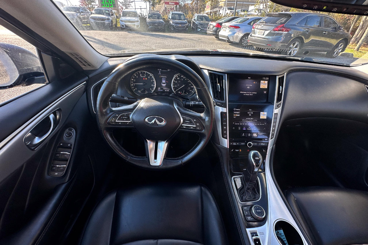 Used 2021 INFINITI Q50 Luxe image 12