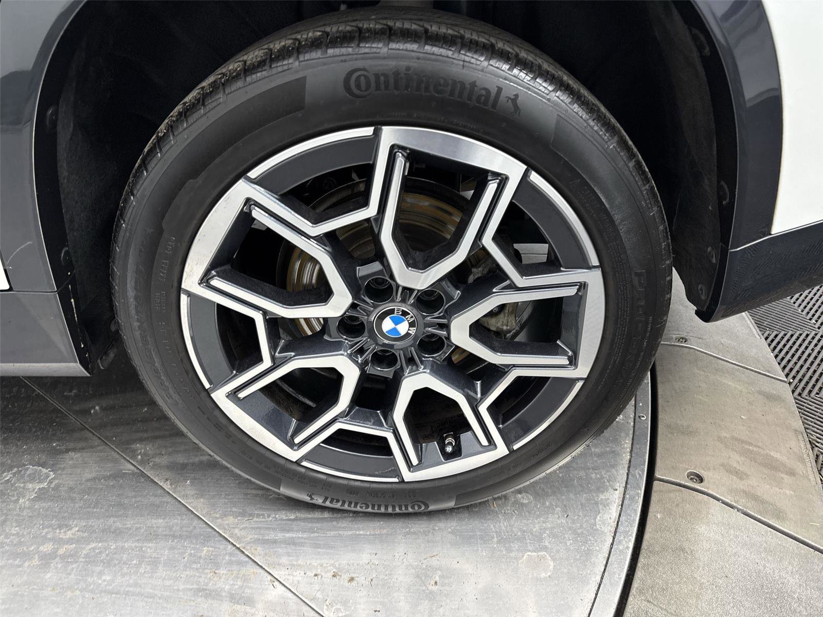 Used 2023 BMW X1 xDrive28i w/ Convenience Package AWD/4WD image 27