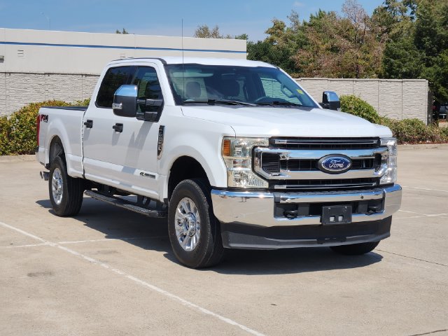 Used 2021 Ford F250 XLT w/ FX4 Off-Road Package AWD/4WD image 3