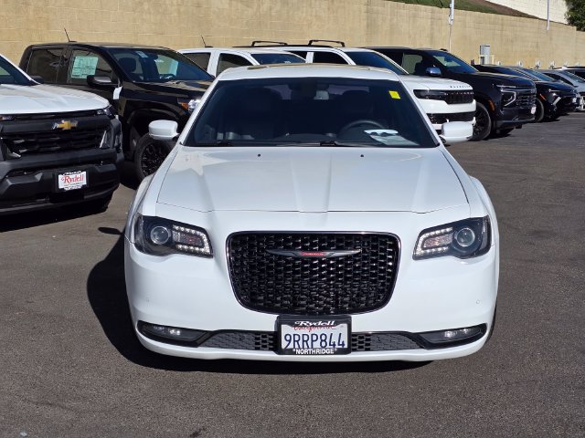 Used 2022 Chrysler 300 S RWD image 2