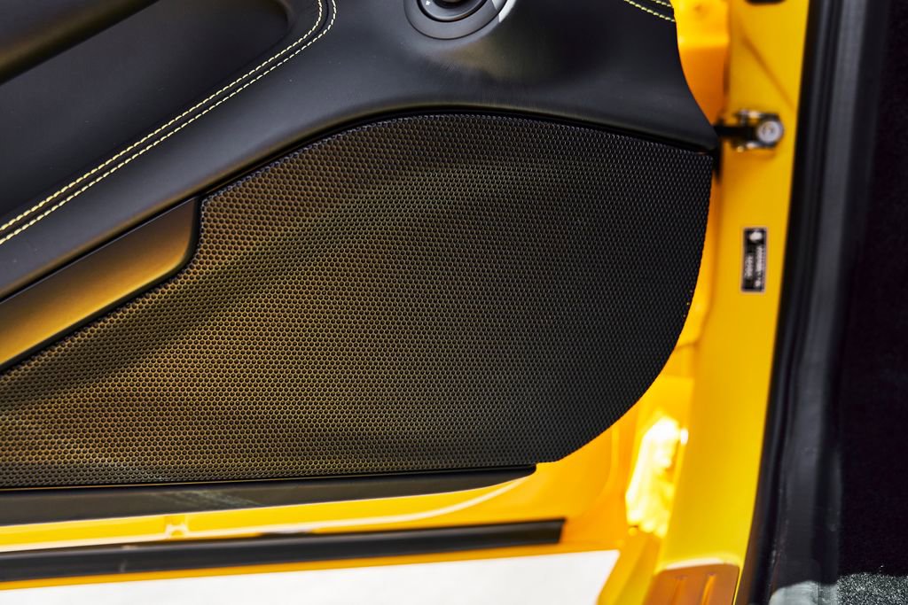 Used 2021 Ferrari F8 Tributo image 41