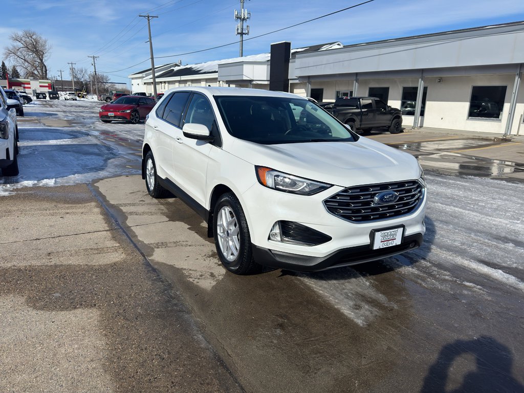Used 2021 Ford Edge SEL w/ Convenience Package AWD/4WD image 4