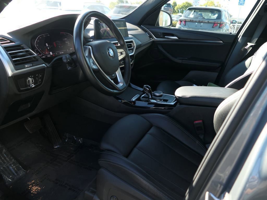 Used 2024 BMW X3 xDrive30i image 12