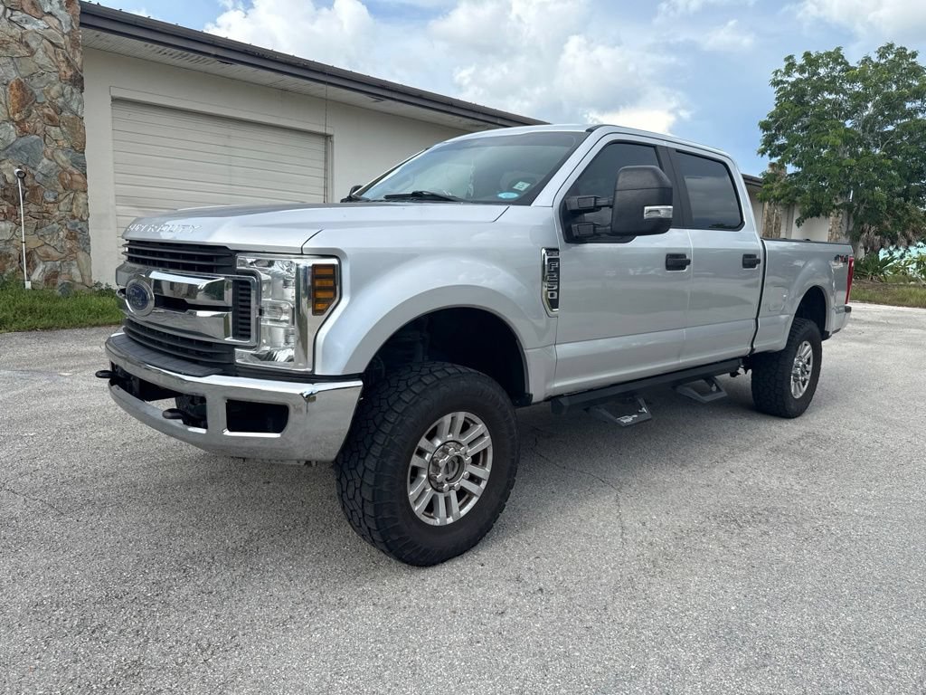 Used 2019 Ford F250 XL w/ STX Appearance Package AWD/4WD image 2