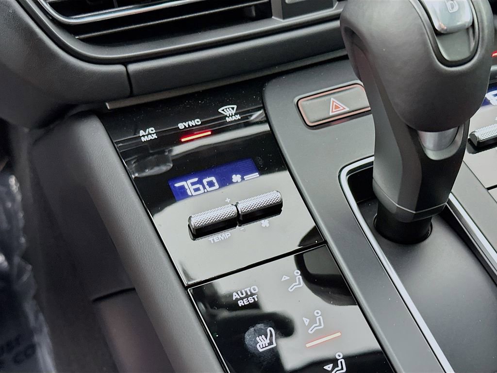 New 2026 Porsche Macan GTS image 18