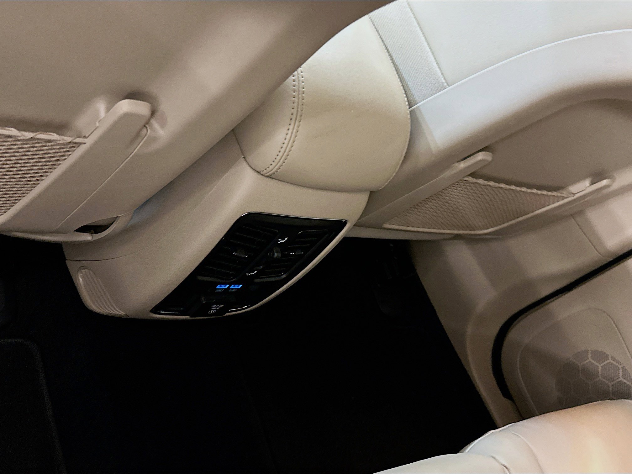 Used 2021 Jeep Grand Cherokee Limited w/ Trailer Tow Group IV image 29