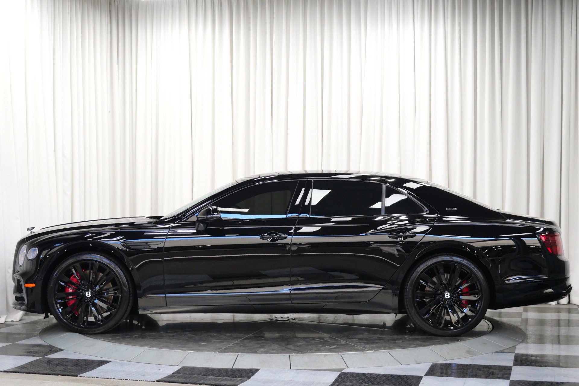 Used 2024 Bentley Flying Spur W12 image 6