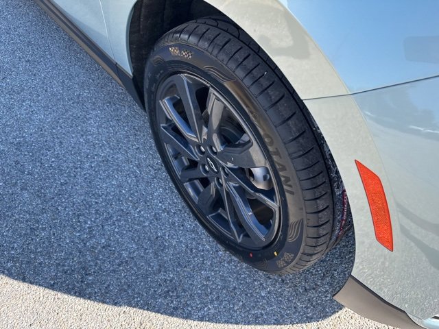 Used 2022 Chevrolet Equinox RS w/ RS Leather Package image 47