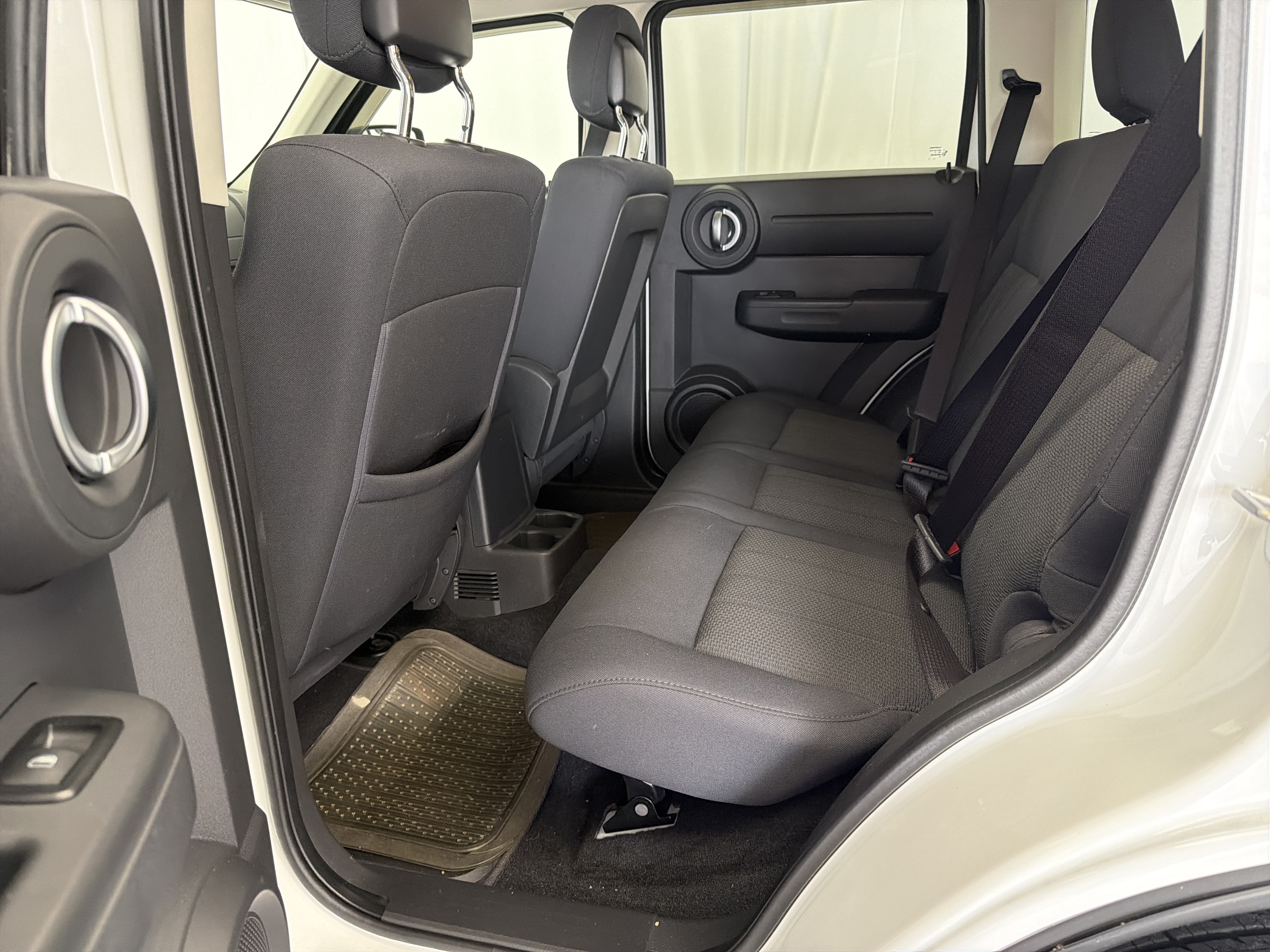Used 2011 Dodge Nitro Heat w/ Popular Equipment Group RWD image 12