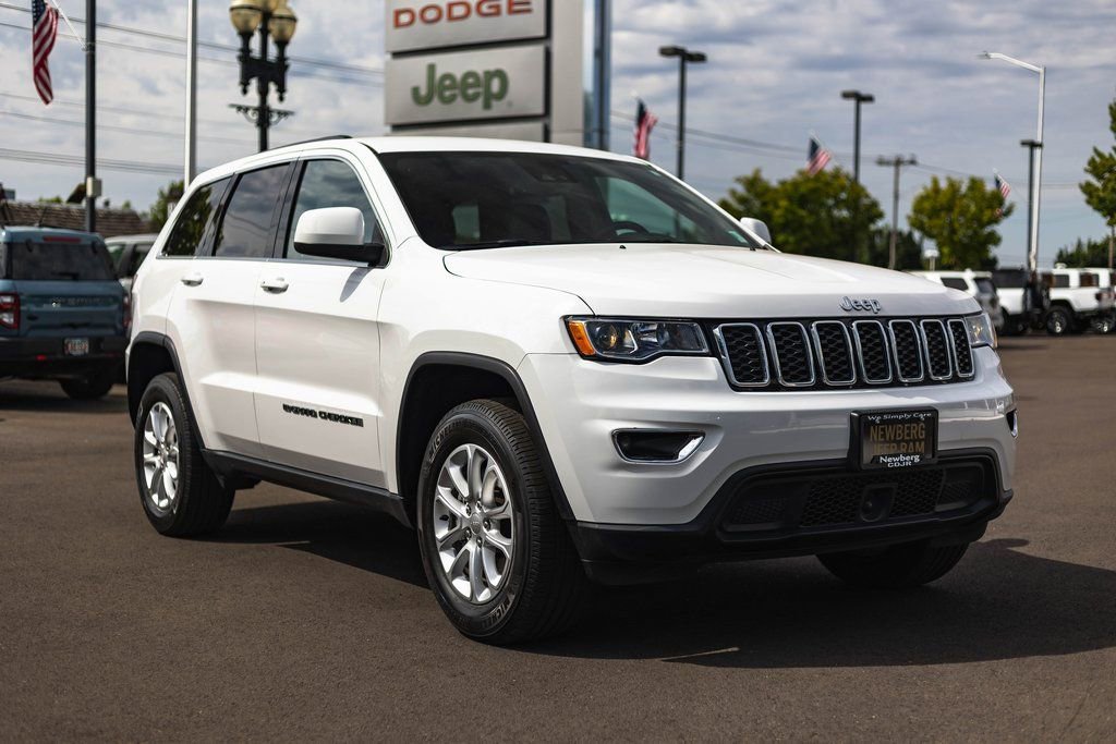 Used 2022 Jeep Grand Cherokee Laredo X image 7