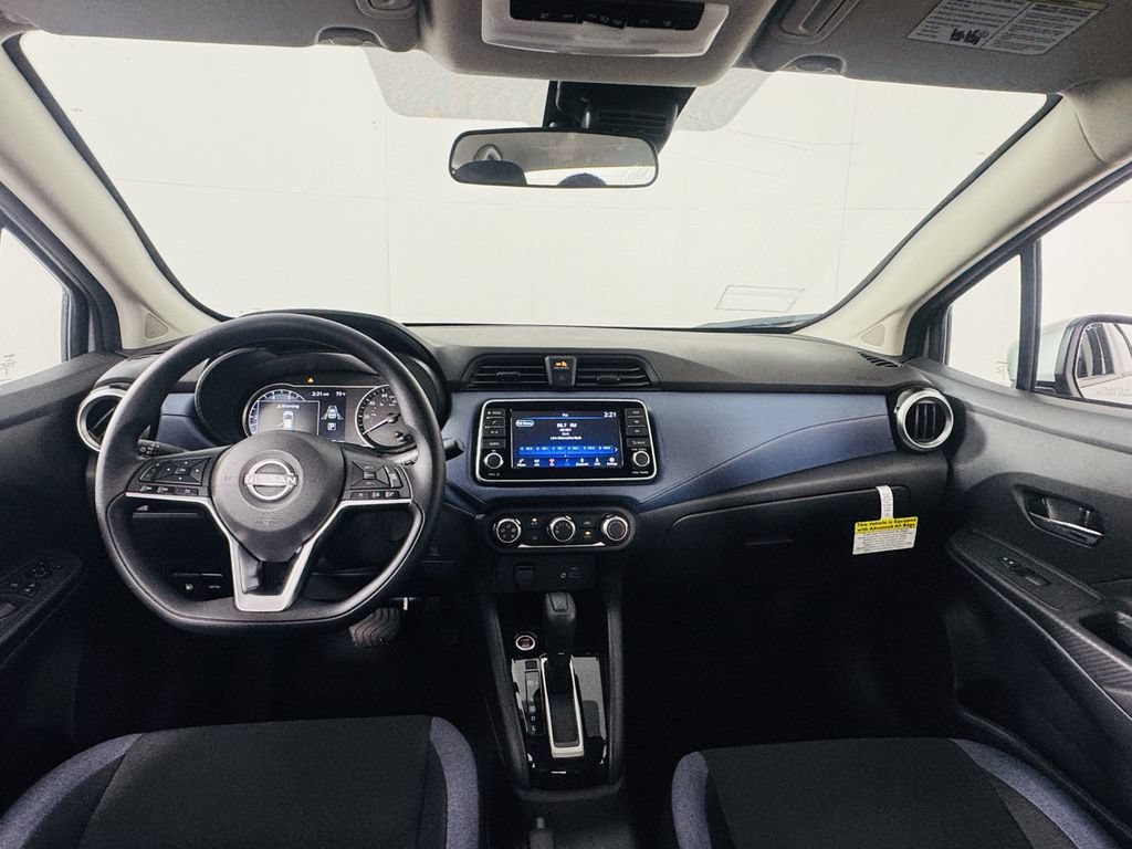 Used 2025 Nissan Versa SV w/ Trunk Package FWD image 17