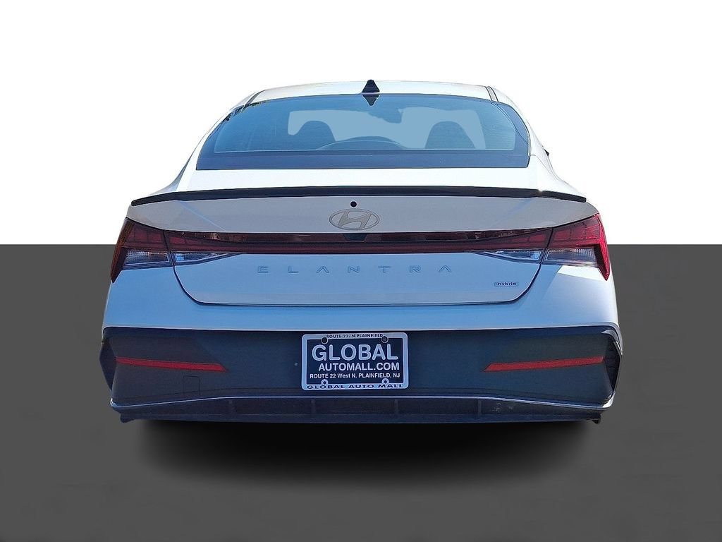 Used 2025 Hyundai Elantra SEL FWD image 6