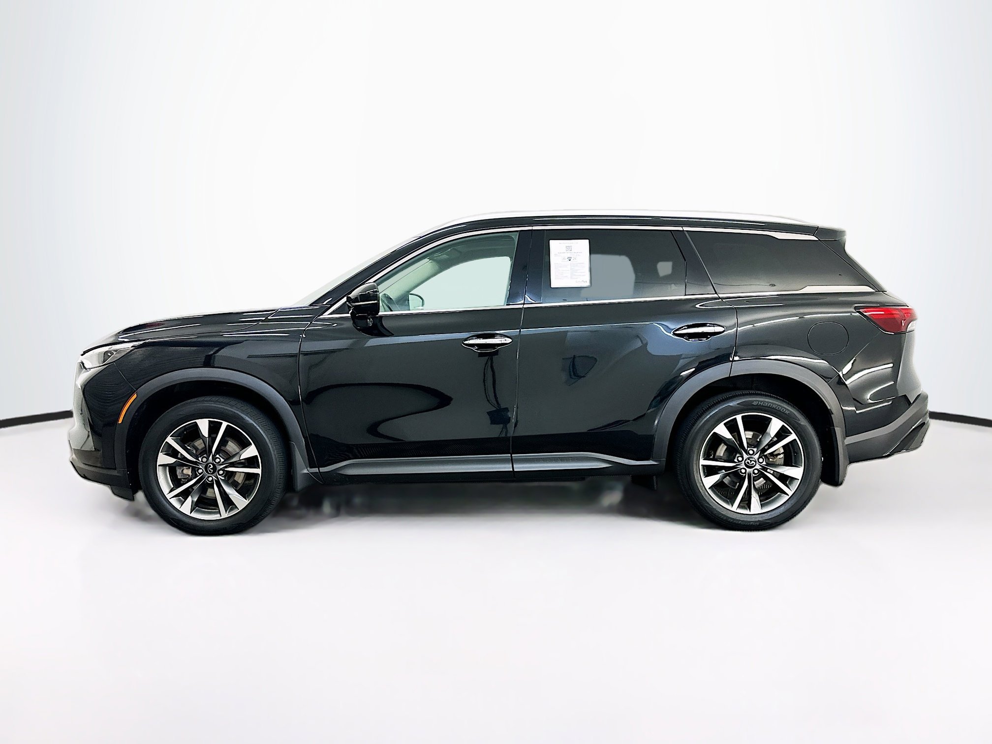 Used 2023 INFINITI QX60 Luxe w/ Cargo Package AWD/4WD image 4