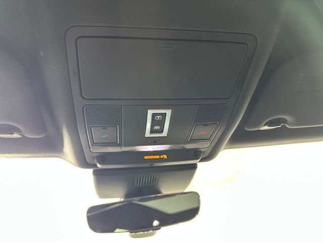 Used 2020 Jaguar E-PACE R-Dynamic S image 25