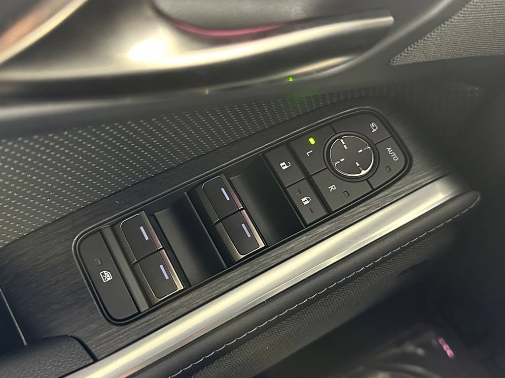 Used 2024 Lexus GX 550 AWD/4WD image 37