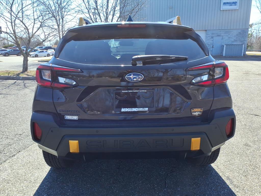 Used 2024 Subaru Crosstrek 2.5i Wilderness w/ Crosstrek Mirror Package image 11