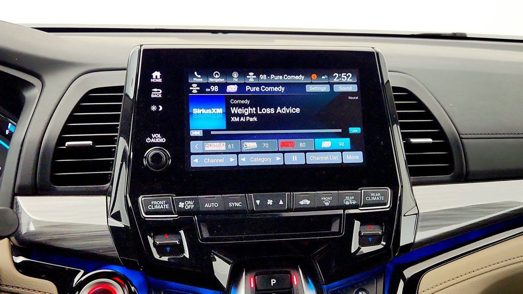 Used 2023 Honda Odyssey Elite image 18