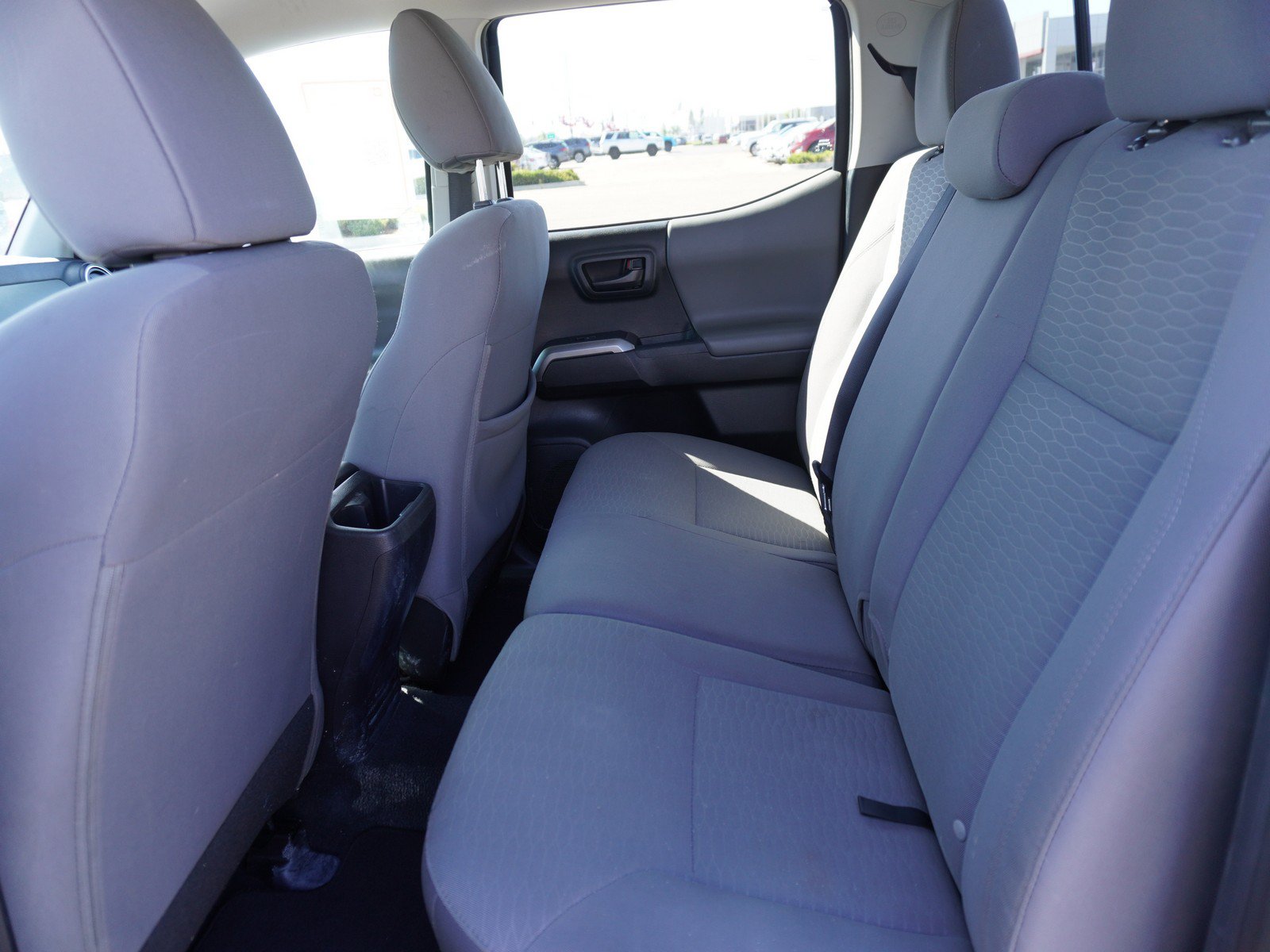 Used 2018 Toyota Tacoma SR5 RWD image 14
