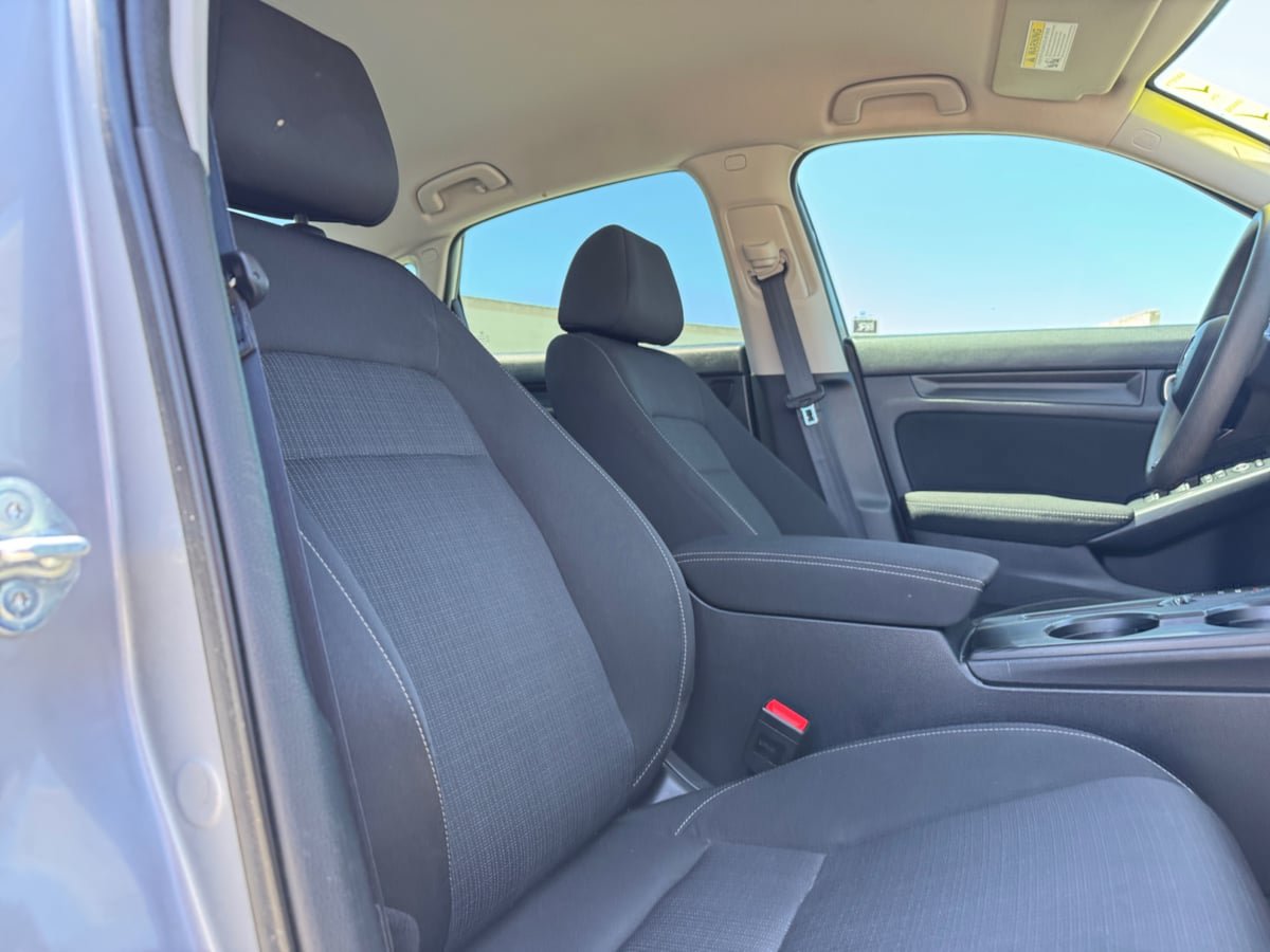 Used 2022 Honda Civic LX image 19