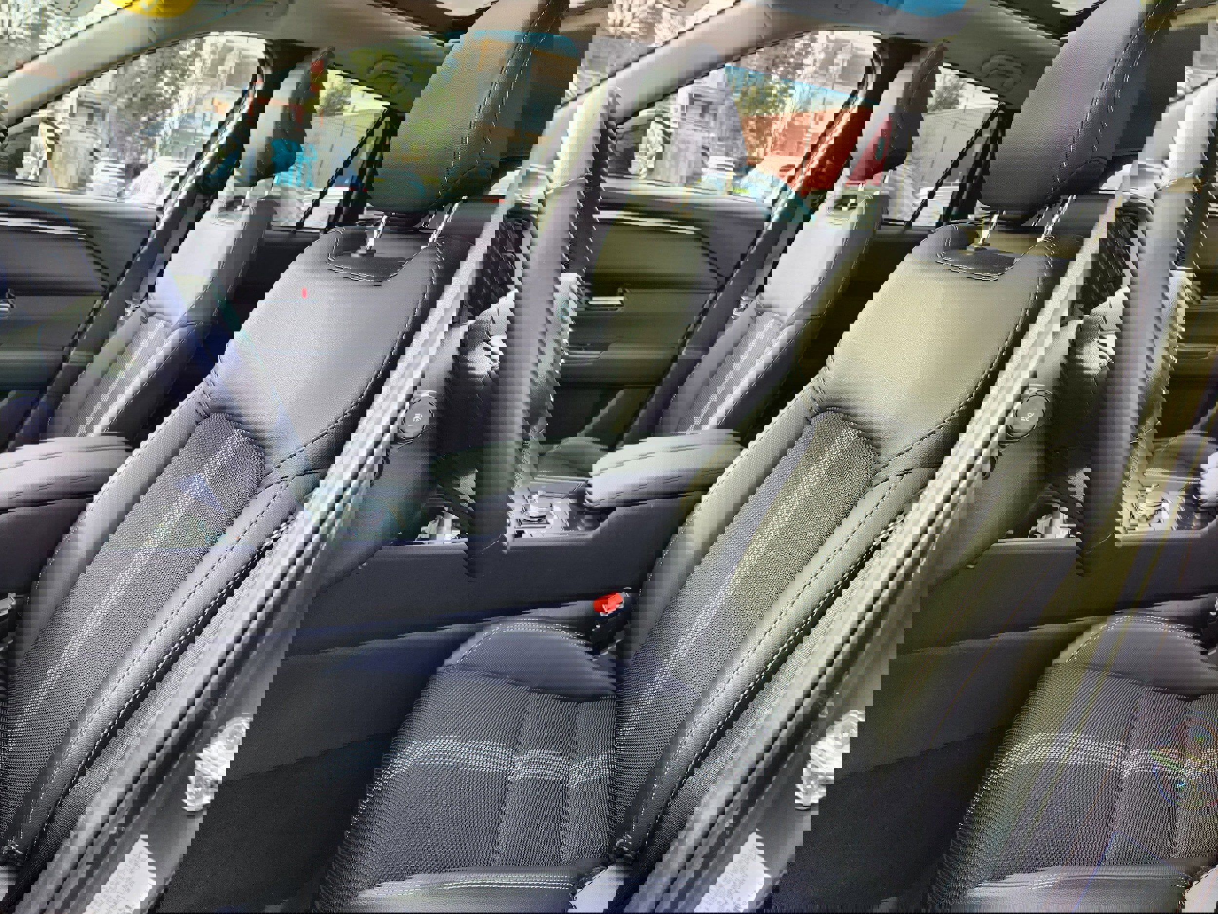 Used 2025 MAZDA CX-50 AWD 2.5 S w/ Cargo Package image 10