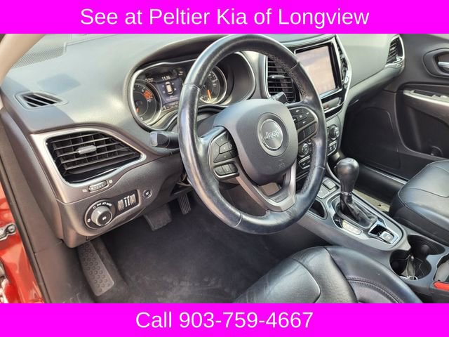Used 2019 Jeep Cherokee Limited FWD image 15